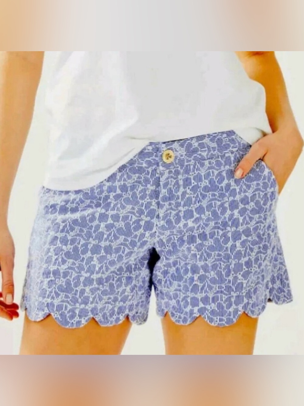 Lilly Pulitzer Buttercup Shorts Scallop-Hem Blue Floral Eyelet Bermuda Shorts 16